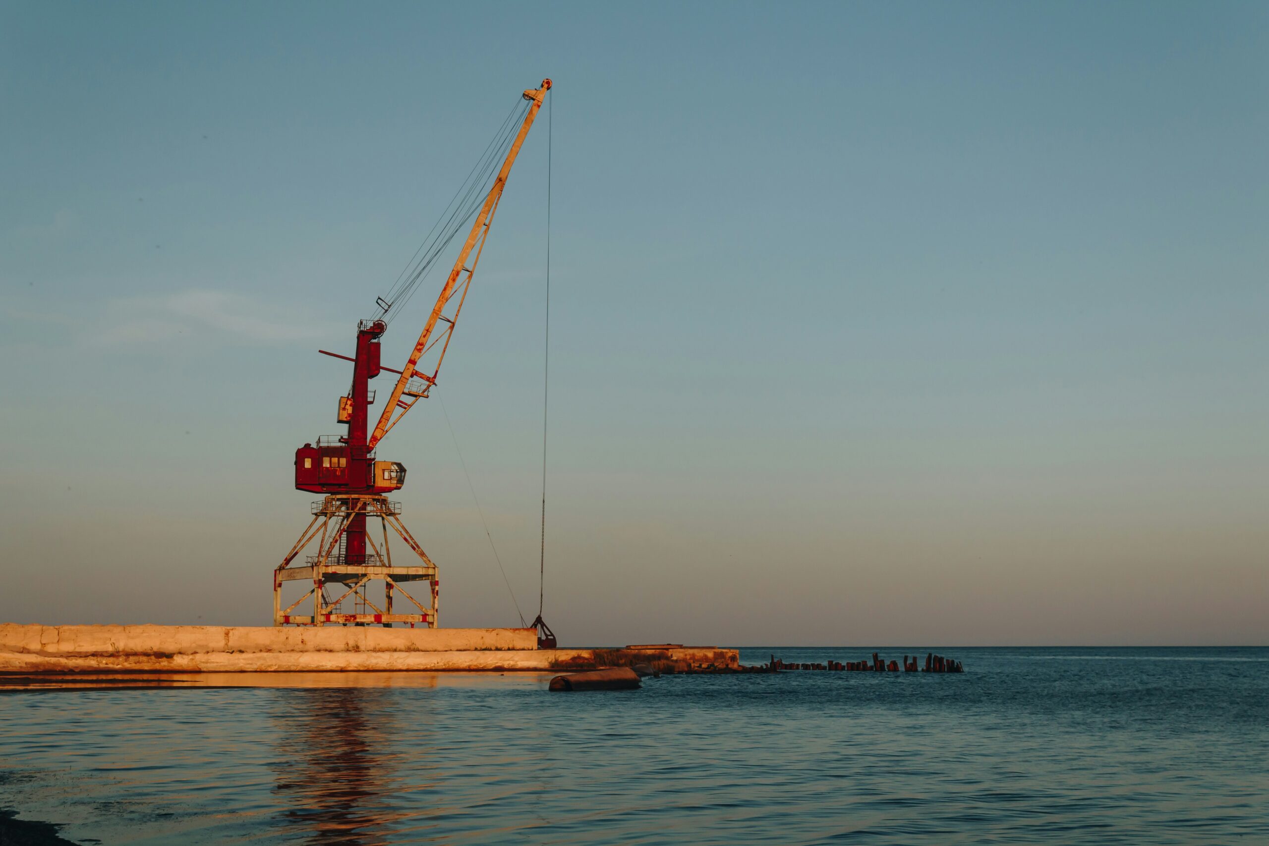 Marine Construction: Challenges and Innovative Solutions